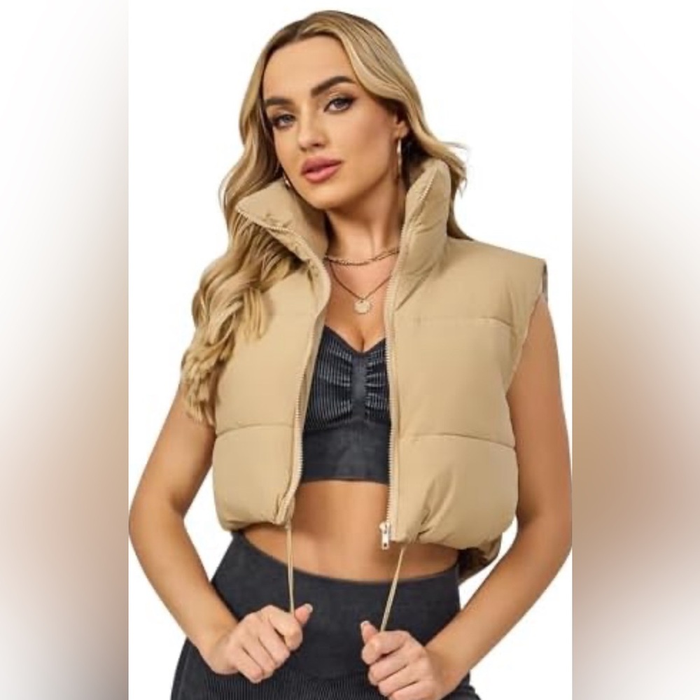 Vest Tops new with out tag